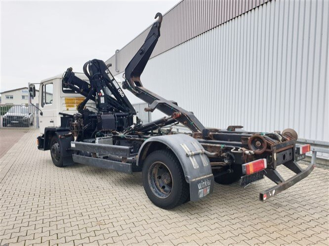 Koukkulava kuorma-auto, Nosturiauto MAN 14.152 F 4x2 BB 14.152 F 4x2 BB mit Kran Hiab 060-2: kuva Koukkulava kuorma-auto, Nosturiauto MAN 14.152 F 4x2 BB 14.152 F 4x2 BB mit Kran Hiab 060-2