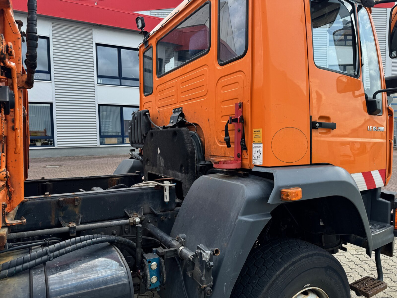 Leasing MAN LE 18.280 4X4 BB LE 18.280 4X4 BB, Winterdienstausstattung, Grüne Plakette MAN LE 18.280 4X4 BB LE 18.280 4X4 BB, Winterdienstausstattung, Grüne Plakette: kuva Leasing MAN LE 18.280 4X4 BB LE 18.280 4X4 BB, Winterdienstausstattung, Grüne Plakette MAN LE 18.280 4X4 BB LE 18.280 4X4 BB, Winterdienstausstattung, Grüne Plakette Leasing MAN LE 18.280 4X4 BB LE 18.280 4X4 BB, Winterdienstausstattung, Grüne Plakette MAN LE 18.280 4X4 BB LE 18.280 4X4 BB, Winterdienstausstattung, Grüne Plakette: kuva Leasing MAN LE 18.280 4X4 BB LE 18.280 4X4 BB, Winterdienstausstattung, Grüne Plakette MAN LE 18.280 4X4 BB LE 18.280 4X4 BB, Winterdienstausstattung, Grüne Plakette