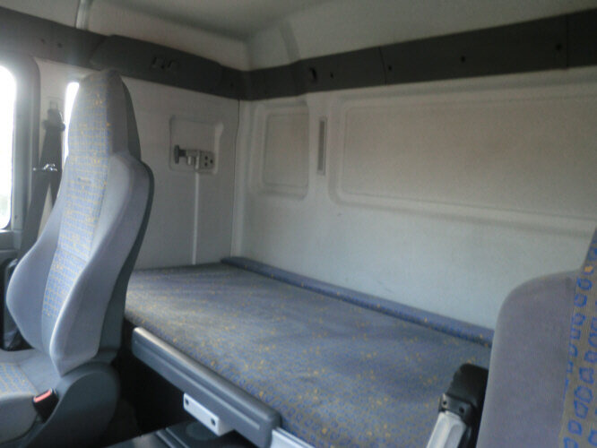 MAN TGA 18.360 4x2 - Kuorma-auto alusta: kuva MAN TGA 18.360 4x2 - Kuorma-auto alusta MAN TGA 18.360 4x2 - Kuorma-auto alusta: kuva MAN TGA 18.360 4x2 - Kuorma-auto alusta