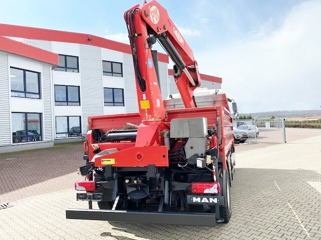 Nosturiauto, Lava-kuorma-auto MAN TGA 18.400 4x2 BL TGA 18.400 4x2 BL Pritsche Heckkran PM17523: kuva Nosturiauto, Lava-kuorma-auto MAN TGA 18.400 4x2 BL TGA 18.400 4x2 BL Pritsche Heckkran PM17523