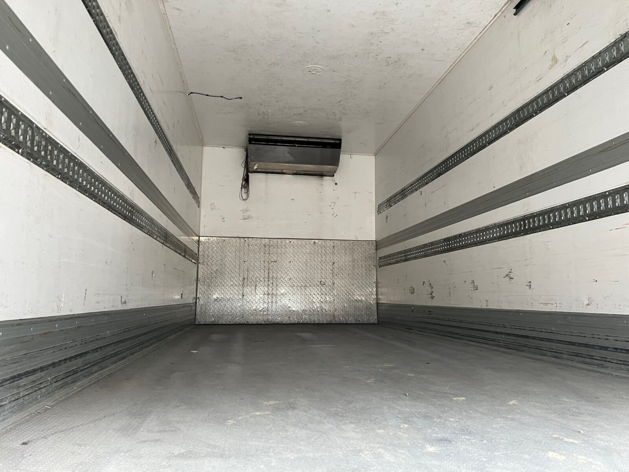 MAN TGL 12.220 4X2 BL mit Motorschaden TGL 12.220 4X2 BL mit Motorschaden, Tiefkühlkoffer, Thermoking, Rolltor, unterfaltbare MBB LBW - Refrigeraattori kuorma-auto: kuva MAN TGL 12.220 4X2 BL mit Motorschaden TGL 12.220 4X2 BL mit Motorschaden, Tiefkühlkoffer, Thermoking, Rolltor, unterfaltbare MBB LBW - Refrigeraattori kuorma-auto MAN TGL 12.220 4X2 BL mit Motorschaden TGL 12.220 4X2 BL mit Motorschaden, Tiefkühlkoffer, Thermoking, Rolltor, unterfaltbare MBB LBW - Refrigeraattori kuorma-auto: kuva MAN TGL 12.220 4X2 BL mit Motorschaden TGL 12.220 4X2 BL mit Motorschaden, Tiefkühlkoffer, Thermoking, Rolltor, unterfaltbare MBB LBW - Refrigeraattori kuorma-auto