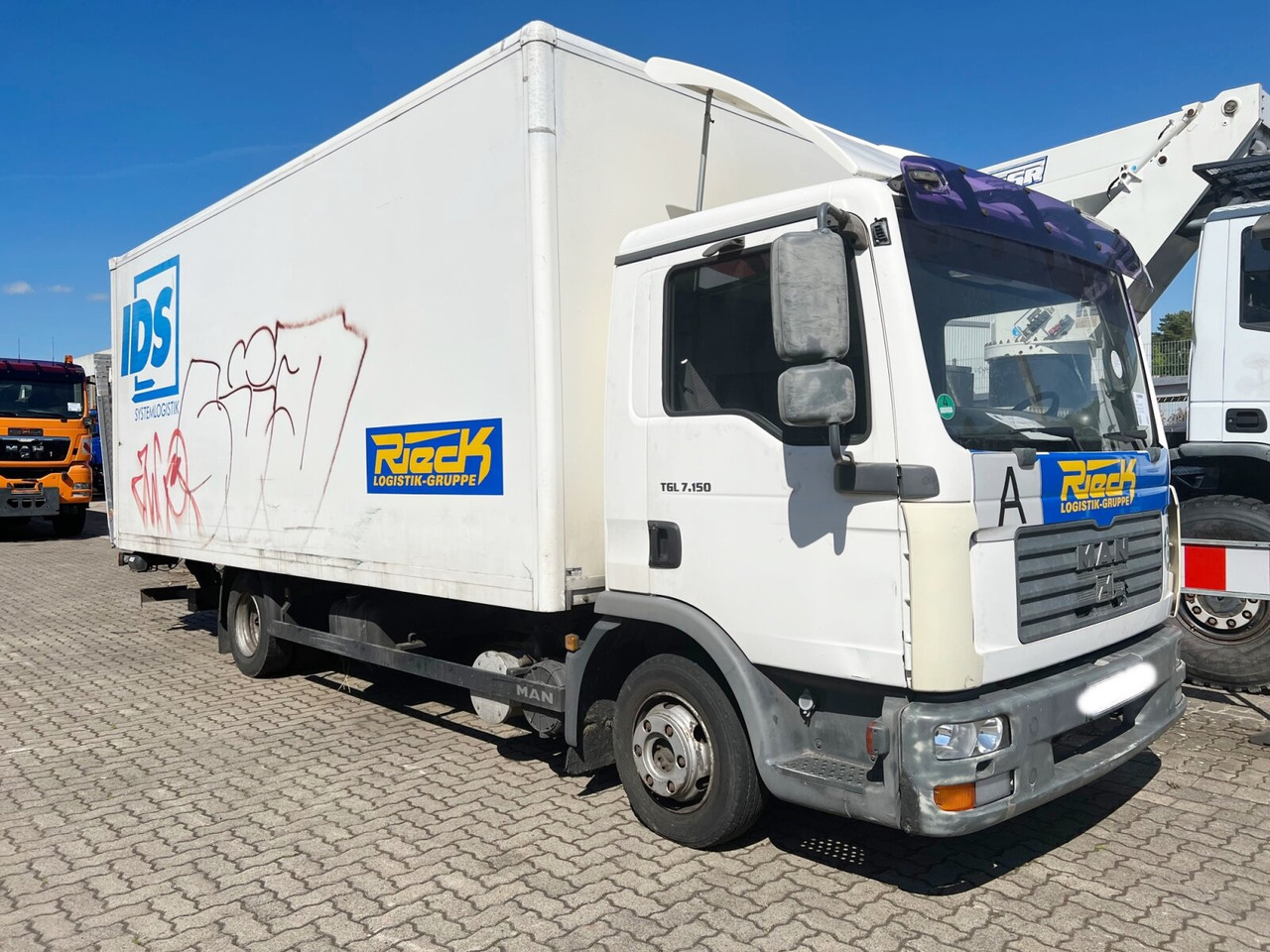 MAN TGL 7.150 4x2 BL TGL 7.150 4X2 BL mit MBB LBW - Umpikori kuorma-auto: kuva MAN TGL 7.150 4x2 BL TGL 7.150 4X2 BL mit MBB LBW - Umpikori kuorma-auto MAN TGL 7.150 4x2 BL TGL 7.150 4X2 BL mit MBB LBW - Umpikori kuorma-auto: kuva MAN TGL 7.150 4x2 BL TGL 7.150 4X2 BL mit MBB LBW - Umpikori kuorma-auto