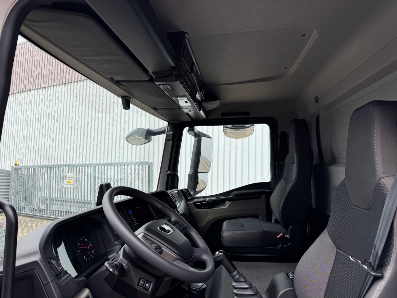 MAN TGL 8.160 4x2 BL CH TGL 8.160 4x2 BL CH - Kuorma-auto alusta: kuva MAN TGL 8.160 4x2 BL CH TGL 8.160 4x2 BL CH - Kuorma-auto alusta MAN TGL 8.160 4x2 BL CH TGL 8.160 4x2 BL CH - Kuorma-auto alusta: kuva MAN TGL 8.160 4x2 BL CH TGL 8.160 4x2 BL CH - Kuorma-auto alusta
