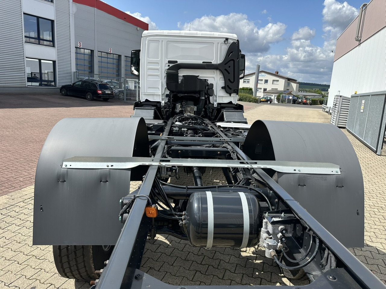 MAN TGM 13.250 4x4 BB CH TGM 13.250 4x4 BB CH, Only Export - Kuorma-auto alusta: kuva MAN TGM 13.250 4x4 BB CH TGM 13.250 4x4 BB CH, Only Export - Kuorma-auto alusta MAN TGM 13.250 4x4 BB CH TGM 13.250 4x4 BB CH, Only Export - Kuorma-auto alusta: kuva MAN TGM 13.250 4x4 BB CH TGM 13.250 4x4 BB CH, Only Export - Kuorma-auto alusta