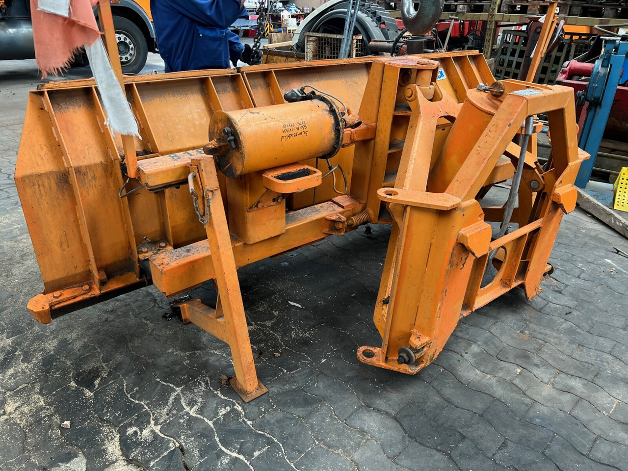 MAN TGS 18.440 4X4H BLS TGS 18.440 4X4H BLS, LIEBHERR SF 32 BM/BS Mischer ca. 10m³ - Betoniauto: kuva MAN TGS 18.440 4X4H BLS TGS 18.440 4X4H BLS, LIEBHERR SF 32 BM/BS Mischer ca. 10m³ - Betoniauto MAN TGS 18.440 4X4H BLS TGS 18.440 4X4H BLS, LIEBHERR SF 32 BM/BS Mischer ca. 10m³ - Betoniauto: kuva MAN TGS 18.440 4X4H BLS TGS 18.440 4X4H BLS, LIEBHERR SF 32 BM/BS Mischer ca. 10m³ - Betoniauto