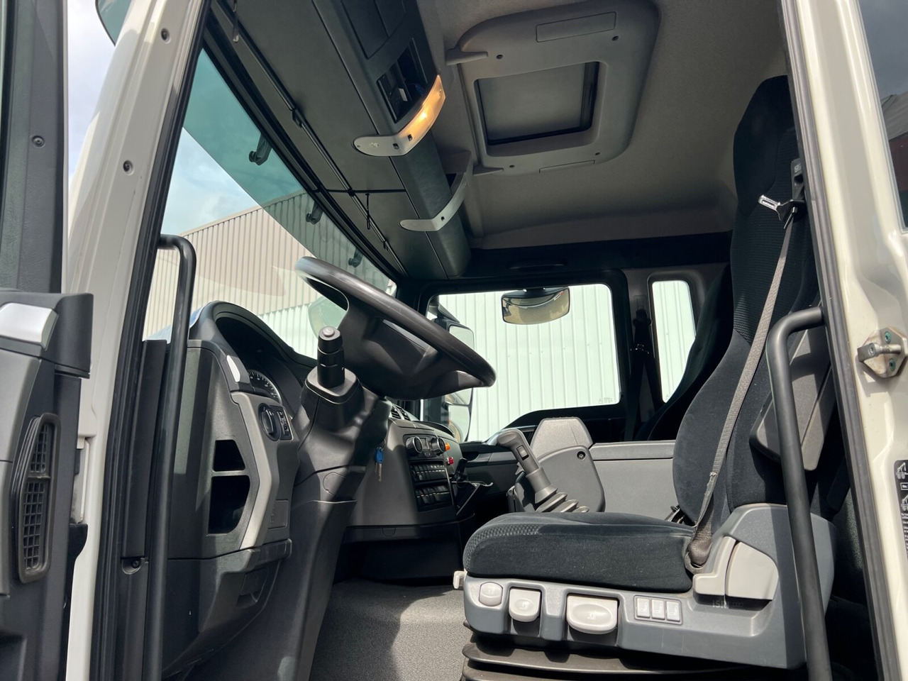 MAN TGS 26.360/400 6x2-4 BL TGS 26.360/400 6x2-4 BL, Lenk-/Lift, Kran Atlas AK 206.3E A5, Funk - Nosturiauto, Lava-kuorma-auto: kuva MAN TGS 26.360/400 6x2-4 BL TGS 26.360/400 6x2-4 BL, Lenk-/Lift, Kran Atlas AK 206.3E A5, Funk - Nosturiauto, Lava-kuorma-auto MAN TGS 26.360/400 6x2-4 BL TGS 26.360/400 6x2-4 BL, Lenk-/Lift, Kran Atlas AK 206.3E A5, Funk - Nosturiauto, Lava-kuorma-auto: kuva MAN TGS 26.360/400 6x2-4 BL TGS 26.360/400 6x2-4 BL, Lenk-/Lift, Kran Atlas AK 206.3E A5, Funk - Nosturiauto, Lava-kuorma-auto