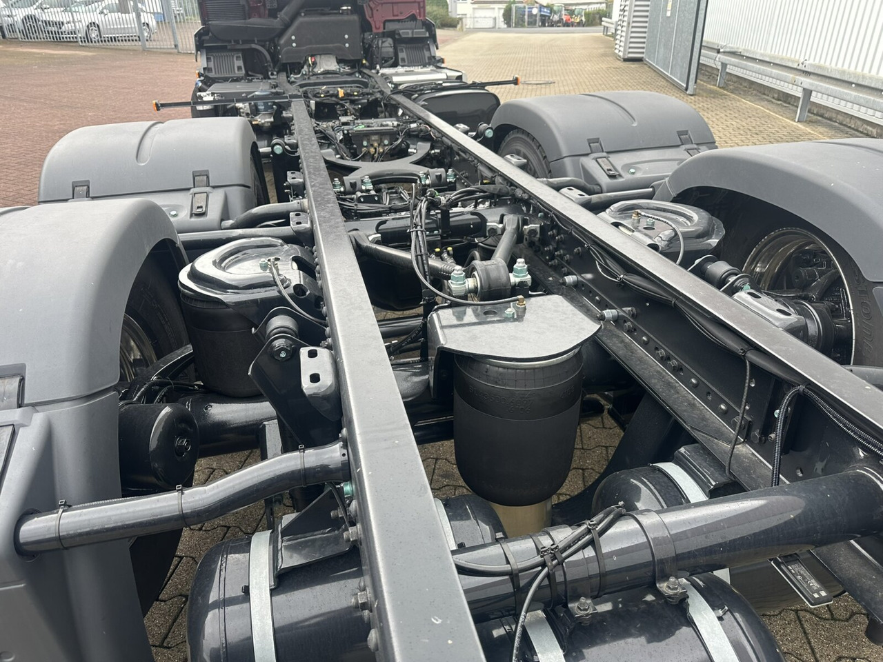 MAN TGS 26.440 6x2-4 LL CH TGS 26.440 6x2-4 LL CH, Lenk-/Liftachse, Navi, LED - Kuorma-auto alusta: kuva MAN TGS 26.440 6x2-4 LL CH TGS 26.440 6x2-4 LL CH, Lenk-/Liftachse, Navi, LED - Kuorma-auto alusta MAN TGS 26.440 6x2-4 LL CH TGS 26.440 6x2-4 LL CH, Lenk-/Liftachse, Navi, LED - Kuorma-auto alusta: kuva MAN TGS 26.440 6x2-4 LL CH TGS 26.440 6x2-4 LL CH, Lenk-/Liftachse, Navi, LED - Kuorma-auto alusta