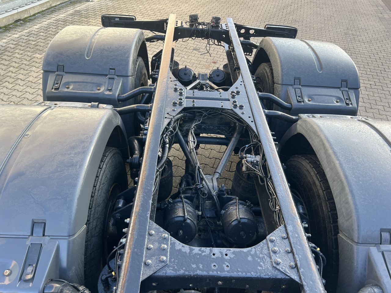 MAN TGS 26.500 6X6 BL TGS 26.500 6X6 BL, Intarder - Koukkulava kuorma-auto: kuva MAN TGS 26.500 6X6 BL TGS 26.500 6X6 BL, Intarder - Koukkulava kuorma-auto MAN TGS 26.500 6X6 BL TGS 26.500 6X6 BL, Intarder - Koukkulava kuorma-auto: kuva MAN TGS 26.500 6X6 BL TGS 26.500 6X6 BL, Intarder - Koukkulava kuorma-auto