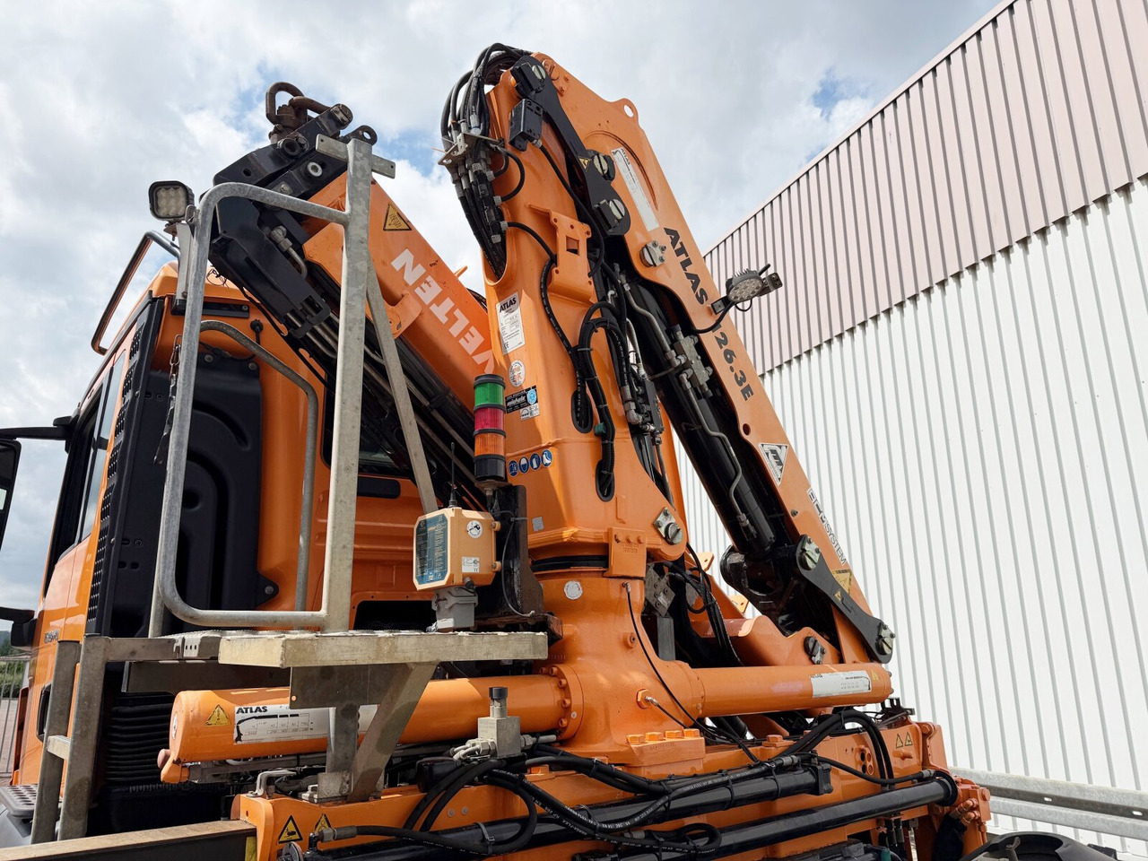MAN TGS 28.440 6x2-4 BL TGS 28.440 6x2-4 BL, Lenk-/Liftachse, Kran Atlas 126.3E-A2L, Funk - Koukkulava kuorma-auto, Nosturiauto: kuva MAN TGS 28.440 6x2-4 BL TGS 28.440 6x2-4 BL, Lenk-/Liftachse, Kran Atlas 126.3E-A2L, Funk - Koukkulava kuorma-auto, Nosturiauto MAN TGS 28.440 6x2-4 BL TGS 28.440 6x2-4 BL, Lenk-/Liftachse, Kran Atlas 126.3E-A2L, Funk - Koukkulava kuorma-auto, Nosturiauto: kuva MAN TGS 28.440 6x2-4 BL TGS 28.440 6x2-4 BL, Lenk-/Liftachse, Kran Atlas 126.3E-A2L, Funk - Koukkulava kuorma-auto, Nosturiauto