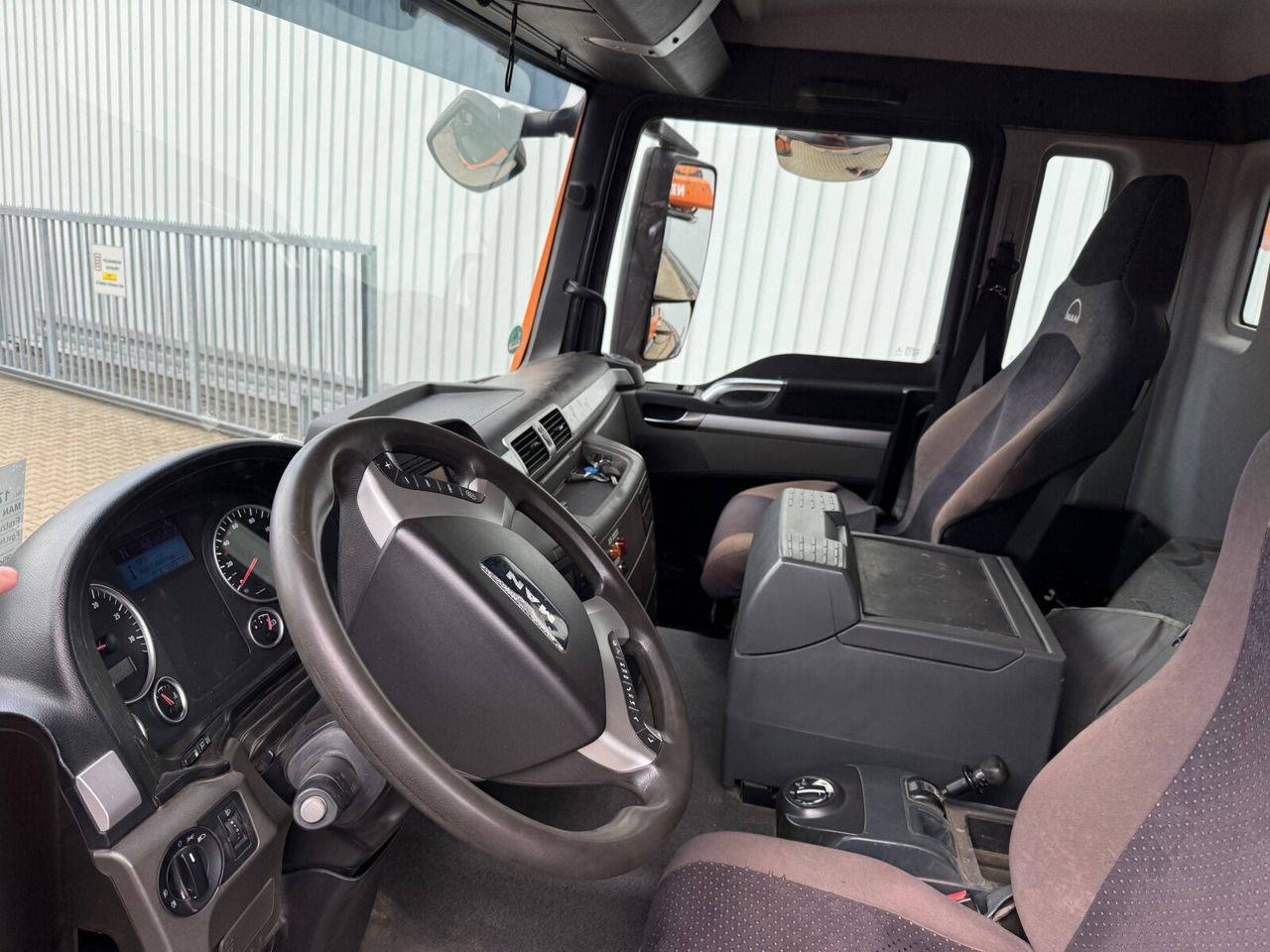 MAN TGS 28.440 6x2-4 BL TGS 28.440 6x2-4 BL, Lenk-/Liftachse, Kran Atlas 126.3E-A2L, Funk - Koukkulava kuorma-auto, Nosturiauto: kuva MAN TGS 28.440 6x2-4 BL TGS 28.440 6x2-4 BL, Lenk-/Liftachse, Kran Atlas 126.3E-A2L, Funk - Koukkulava kuorma-auto, Nosturiauto MAN TGS 28.440 6x2-4 BL TGS 28.440 6x2-4 BL, Lenk-/Liftachse, Kran Atlas 126.3E-A2L, Funk - Koukkulava kuorma-auto, Nosturiauto: kuva MAN TGS 28.440 6x2-4 BL TGS 28.440 6x2-4 BL, Lenk-/Liftachse, Kran Atlas 126.3E-A2L, Funk - Koukkulava kuorma-auto, Nosturiauto