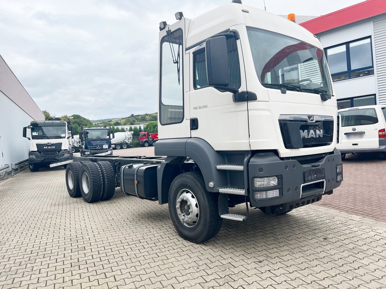 Uusi Kuorma-auto alusta MAN TGS 33.360 6x4 BB TGS 33.360 6x4 BB, Häckslerkabine, NMV Nebenantrieb: kuva Uusi Kuorma-auto alusta MAN TGS 33.360 6x4 BB TGS 33.360 6x4 BB, Häckslerkabine, NMV Nebenantrieb