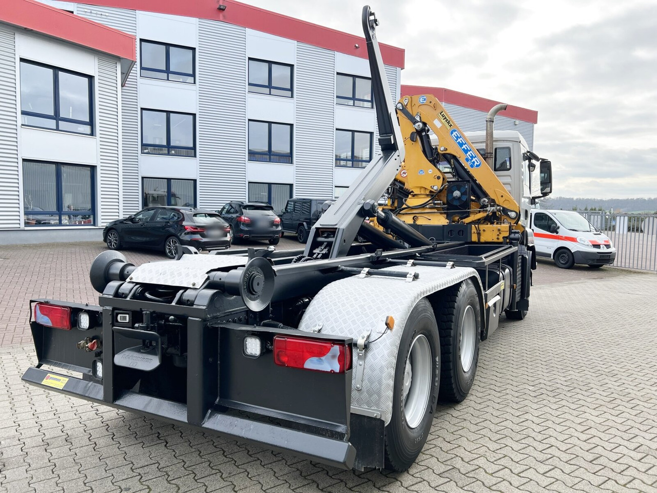 Koukkulava kuorma-auto, Nosturiauto MAN TGS 33.440 6X4 BL TGS 33.440 6X4 BL mit Kran Effer 165-3S, Funk: kuva Koukkulava kuorma-auto, Nosturiauto MAN TGS 33.440 6X4 BL TGS 33.440 6X4 BL mit Kran Effer 165-3S, Funk