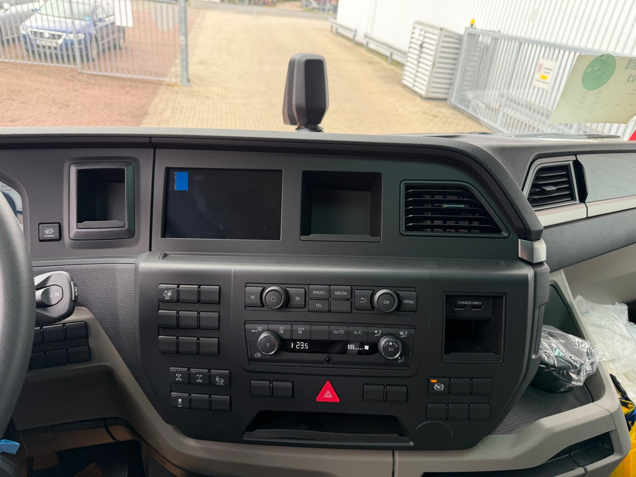 MAN TGS 41.480 8x4 BB CH TGS 41.480 8x4 BB CH, MEHRFACH VORHANDEN! - Kuorma-auto alusta: kuva MAN TGS 41.480 8x4 BB CH TGS 41.480 8x4 BB CH, MEHRFACH VORHANDEN! - Kuorma-auto alusta MAN TGS 41.480 8x4 BB CH TGS 41.480 8x4 BB CH, MEHRFACH VORHANDEN! - Kuorma-auto alusta: kuva MAN TGS 41.480 8x4 BB CH TGS 41.480 8x4 BB CH, MEHRFACH VORHANDEN! - Kuorma-auto alusta