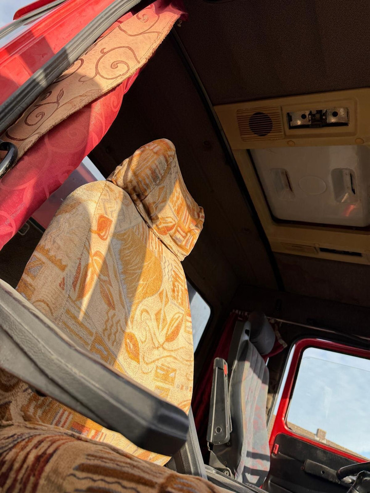 Mercedes-Benz - 2628 6 x 4 - Kippiauto kuorma-auto: kuva Mercedes-Benz - 2628 6 x 4 - Kippiauto kuorma-auto Mercedes-Benz - 2628 6 x 4 - Kippiauto kuorma-auto: kuva Mercedes-Benz - 2628 6 x 4 - Kippiauto kuorma-auto