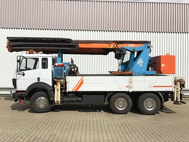 Nosturiauto, Lava-kuorma-auto Mercedes-Benz 2638 K 6x4 mit Heckkran Palfinger PK 68000 2638 K 6x4 mit Heckkran Palfinger PK 68000: kuva Nosturiauto, Lava-kuorma-auto Mercedes-Benz 2638 K 6x4 mit Heckkran Palfinger PK 68000 2638 K 6x4 mit Heckkran Palfinger PK 68000