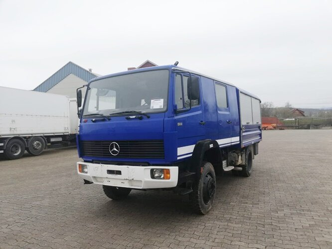Mercedes-Benz 917 AF 4x4 Doka 917 AF 4x4 Doka - Umpikori kuorma-auto: kuva Mercedes-Benz 917 AF 4x4 Doka 917 AF 4x4 Doka - Umpikori kuorma-auto Mercedes-Benz 917 AF 4x4 Doka 917 AF 4x4 Doka - Umpikori kuorma-auto: kuva Mercedes-Benz 917 AF 4x4 Doka 917 AF 4x4 Doka - Umpikori kuorma-auto