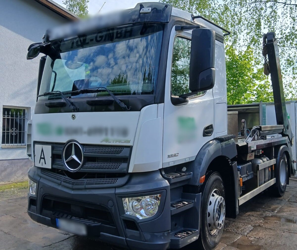 Mercedes-Benz Actros 1832 L 4x2 Actros 1832 L 4x2, Navi, MultimediaCockpit, Funk - Nostovarsi-vaihtolavakuorma kuorma-auto: kuva Mercedes-Benz Actros 1832 L 4x2 Actros 1832 L 4x2, Navi, MultimediaCockpit, Funk - Nostovarsi-vaihtolavakuorma kuorma-auto Mercedes-Benz Actros 1832 L 4x2 Actros 1832 L 4x2, Navi, MultimediaCockpit, Funk - Nostovarsi-vaihtolavakuorma kuorma-auto: kuva Mercedes-Benz Actros 1832 L 4x2 Actros 1832 L 4x2, Navi, MultimediaCockpit, Funk - Nostovarsi-vaihtolavakuorma kuorma-auto