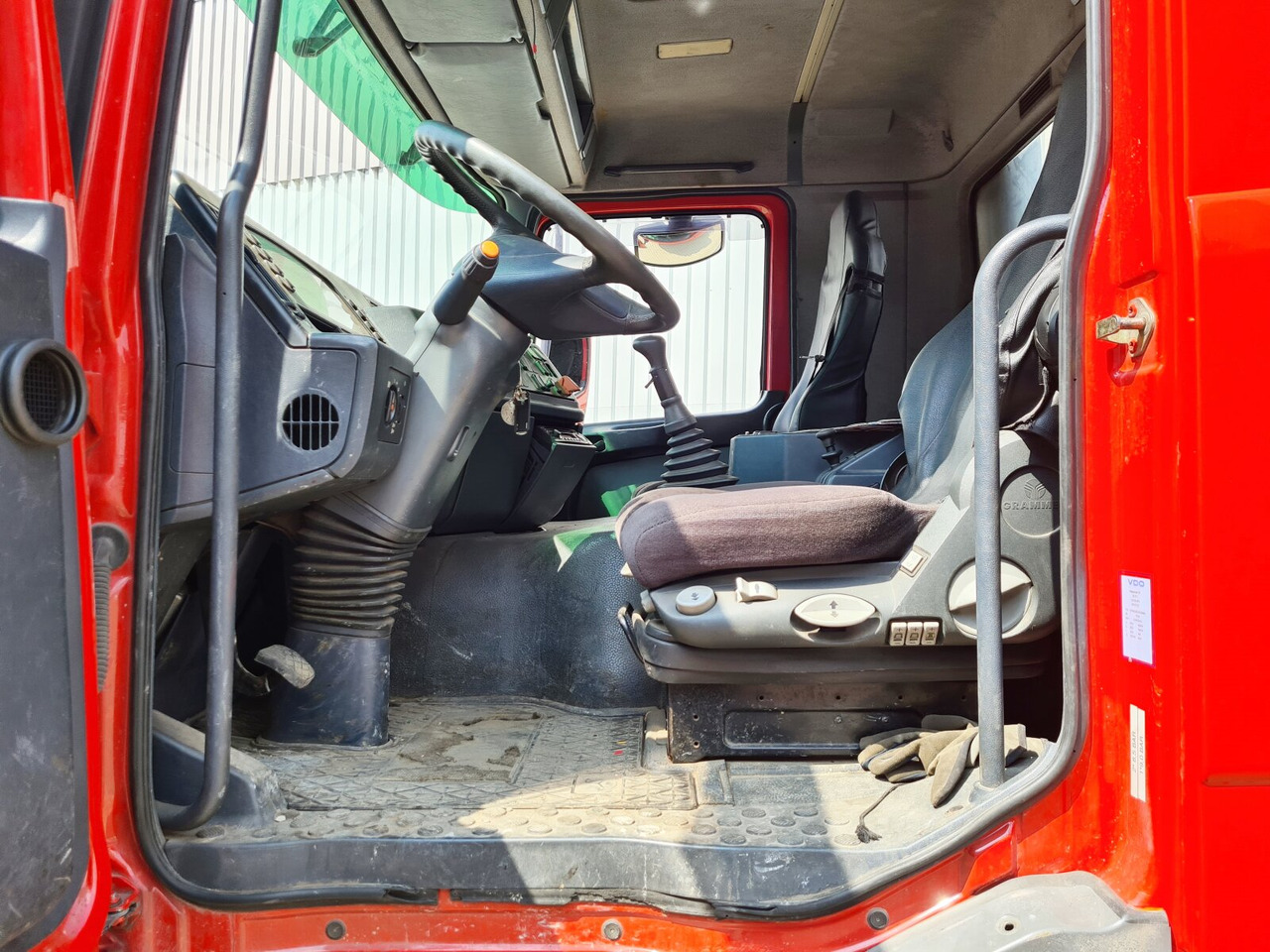 Mercedes-Benz Actros 1835 K 4x2 Actros 1835 K 4x2 - Kuorma-auto alusta: kuva Mercedes-Benz Actros 1835 K 4x2 Actros 1835 K 4x2 - Kuorma-auto alusta Mercedes-Benz Actros 1835 K 4x2 Actros 1835 K 4x2 - Kuorma-auto alusta: kuva Mercedes-Benz Actros 1835 K 4x2 Actros 1835 K 4x2 - Kuorma-auto alusta