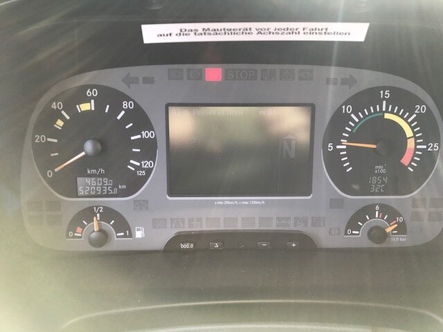 Säiliöauto Mercedes-Benz Actros 1841 L 4x2 Actros 1841 L 4x2, Esterer Tankaufbau ca. 13.500l, 2 Kammern: kuva Säiliöauto Mercedes-Benz Actros 1841 L 4x2 Actros 1841 L 4x2, Esterer Tankaufbau ca. 13.500l, 2 Kammern