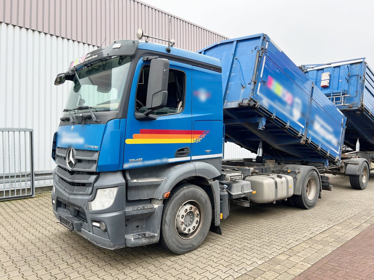 Mercedes-Benz Actros 1848 L 4x2 Actros 1848 L 4x2, Retarder, Getreidekipper ca. 16m³ - Kippiauto kuorma-auto: kuva Mercedes-Benz Actros 1848 L 4x2 Actros 1848 L 4x2, Retarder, Getreidekipper ca. 16m³ - Kippiauto kuorma-auto Mercedes-Benz Actros 1848 L 4x2 Actros 1848 L 4x2, Retarder, Getreidekipper ca. 16m³ - Kippiauto kuorma-auto: kuva Mercedes-Benz Actros 1848 L 4x2 Actros 1848 L 4x2, Retarder, Getreidekipper ca. 16m³ - Kippiauto kuorma-auto
