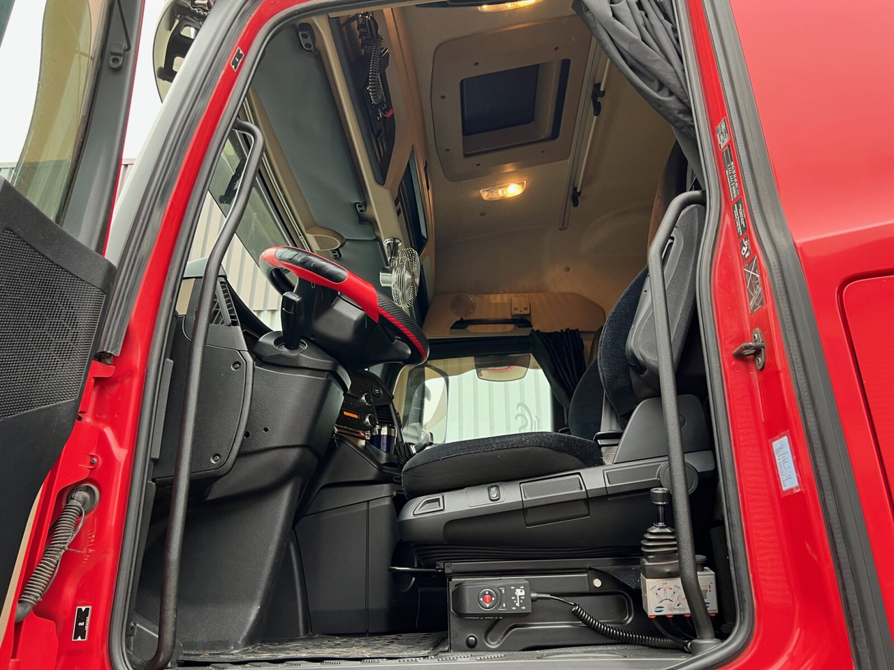 Mercedes-Benz Actros 2548 L 6x2 Actros 2548 L 6x2, Retarder, Liftachse, StreamSpace, 2-Seiten-Getreidekipper - Kippiauto kuorma-auto: kuva Mercedes-Benz Actros 2548 L 6x2 Actros 2548 L 6x2, Retarder, Liftachse, StreamSpace, 2-Seiten-Getreidekipper - Kippiauto kuorma-auto Mercedes-Benz Actros 2548 L 6x2 Actros 2548 L 6x2, Retarder, Liftachse, StreamSpace, 2-Seiten-Getreidekipper - Kippiauto kuorma-auto: kuva Mercedes-Benz Actros 2548 L 6x2 Actros 2548 L 6x2, Retarder, Liftachse, StreamSpace, 2-Seiten-Getreidekipper - Kippiauto kuorma-auto