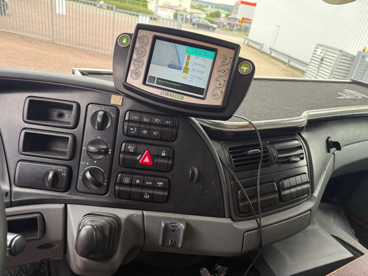 Mercedes-Benz Actros 2641/48 L 6x4 Actros 2641/48 L 6x4, Seilabroller, Haller Lotos, Zöller Schüttung - Roska-auto: kuva Mercedes-Benz Actros 2641/48 L 6x4 Actros 2641/48 L 6x4, Seilabroller, Haller Lotos, Zöller Schüttung - Roska-auto Mercedes-Benz Actros 2641/48 L 6x4 Actros 2641/48 L 6x4, Seilabroller, Haller Lotos, Zöller Schüttung - Roska-auto: kuva Mercedes-Benz Actros 2641/48 L 6x4 Actros 2641/48 L 6x4, Seilabroller, Haller Lotos, Zöller Schüttung - Roska-auto