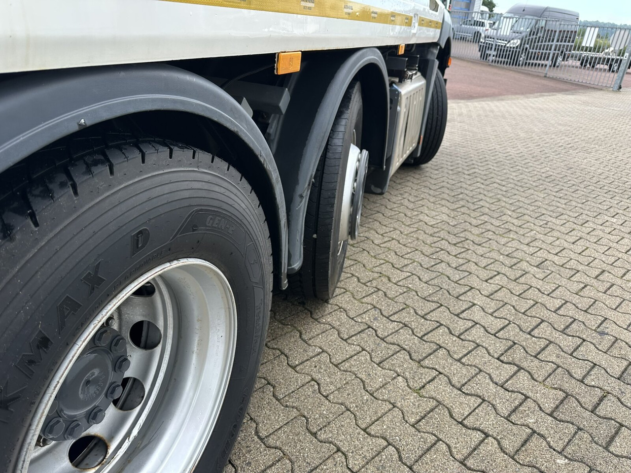 Mercedes-Benz Antos 2540 L 6x2 Antos 2540 L 6x2, Vorlauflenk-/Liftachse, Teleabsetzer - Nostovarsi-vaihtolavakuorma kuorma-auto: kuva Mercedes-Benz Antos 2540 L 6x2 Antos 2540 L 6x2, Vorlauflenk-/Liftachse, Teleabsetzer - Nostovarsi-vaihtolavakuorma kuorma-auto Mercedes-Benz Antos 2540 L 6x2 Antos 2540 L 6x2, Vorlauflenk-/Liftachse, Teleabsetzer - Nostovarsi-vaihtolavakuorma kuorma-auto: kuva Mercedes-Benz Antos 2540 L 6x2 Antos 2540 L 6x2, Vorlauflenk-/Liftachse, Teleabsetzer - Nostovarsi-vaihtolavakuorma kuorma-auto