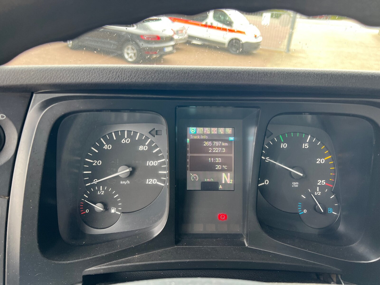 Mercedes-Benz Arocs 1840 K 4x2 Arocs 1840 K 4x2 - Kippiauto kuorma-auto: kuva Mercedes-Benz Arocs 1840 K 4x2 Arocs 1840 K 4x2 - Kippiauto kuorma-auto Mercedes-Benz Arocs 1840 K 4x2 Arocs 1840 K 4x2 - Kippiauto kuorma-auto: kuva Mercedes-Benz Arocs 1840 K 4x2 Arocs 1840 K 4x2 - Kippiauto kuorma-auto