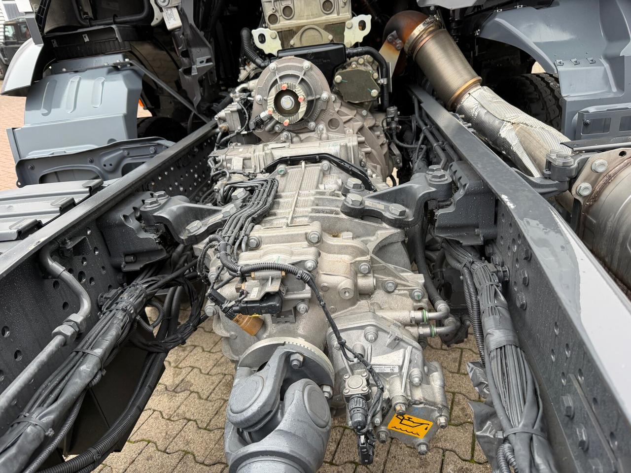 Mercedes-Benz Arocs 1840 K 4x2 Arocs 1840 K 4x2, MultimediaCockpit, 2x Nebenantrieb, NMV & Motorabtrieb - Koukkulava kuorma-auto: kuva Mercedes-Benz Arocs 1840 K 4x2 Arocs 1840 K 4x2, MultimediaCockpit, 2x Nebenantrieb, NMV & Motorabtrieb - Koukkulava kuorma-auto Mercedes-Benz Arocs 1840 K 4x2 Arocs 1840 K 4x2, MultimediaCockpit, 2x Nebenantrieb, NMV & Motorabtrieb - Koukkulava kuorma-auto: kuva Mercedes-Benz Arocs 1840 K 4x2 Arocs 1840 K 4x2, MultimediaCockpit, 2x Nebenantrieb, NMV & Motorabtrieb - Koukkulava kuorma-auto