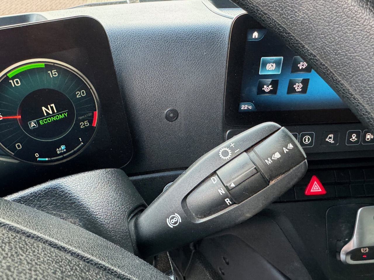 Mercedes-Benz Arocs 1840 L 4x2 Arocs 1840 L 4x2/48, MultimediaCockpit, Navi - Koukkulava kuorma-auto: kuva Mercedes-Benz Arocs 1840 L 4x2 Arocs 1840 L 4x2/48, MultimediaCockpit, Navi - Koukkulava kuorma-auto Mercedes-Benz Arocs 1840 L 4x2 Arocs 1840 L 4x2/48, MultimediaCockpit, Navi - Koukkulava kuorma-auto: kuva Mercedes-Benz Arocs 1840 L 4x2 Arocs 1840 L 4x2/48, MultimediaCockpit, Navi - Koukkulava kuorma-auto