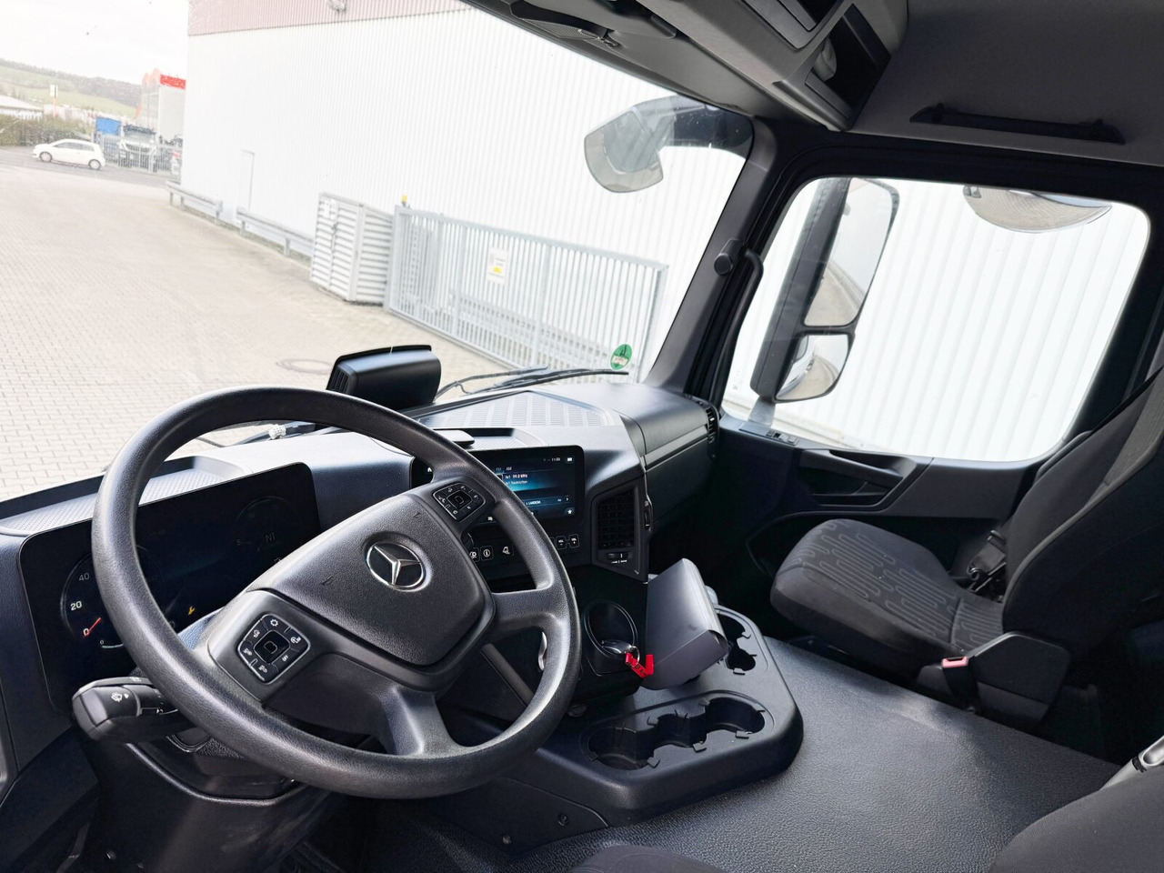 Mercedes-Benz Arocs 1840 L 4x2 Arocs 1840 L 4x2, MultimediaCockpit, Navi - Kuorma-auto alusta: kuva Mercedes-Benz Arocs 1840 L 4x2 Arocs 1840 L 4x2, MultimediaCockpit, Navi - Kuorma-auto alusta Mercedes-Benz Arocs 1840 L 4x2 Arocs 1840 L 4x2, MultimediaCockpit, Navi - Kuorma-auto alusta: kuva Mercedes-Benz Arocs 1840 L 4x2 Arocs 1840 L 4x2, MultimediaCockpit, Navi - Kuorma-auto alusta