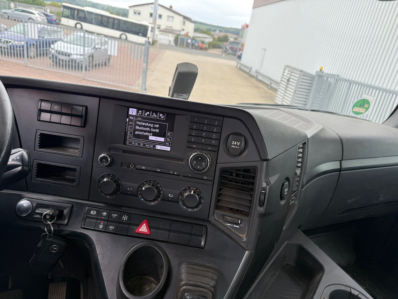 Mercedes-Benz Arocs 1842 AK 4x4 Arocs 1842 AK 4x4 - Kippiauto kuorma-auto: kuva Mercedes-Benz Arocs 1842 AK 4x4 Arocs 1842 AK 4x4 - Kippiauto kuorma-auto Mercedes-Benz Arocs 1842 AK 4x4 Arocs 1842 AK 4x4 - Kippiauto kuorma-auto: kuva Mercedes-Benz Arocs 1842 AK 4x4 Arocs 1842 AK 4x4 - Kippiauto kuorma-auto