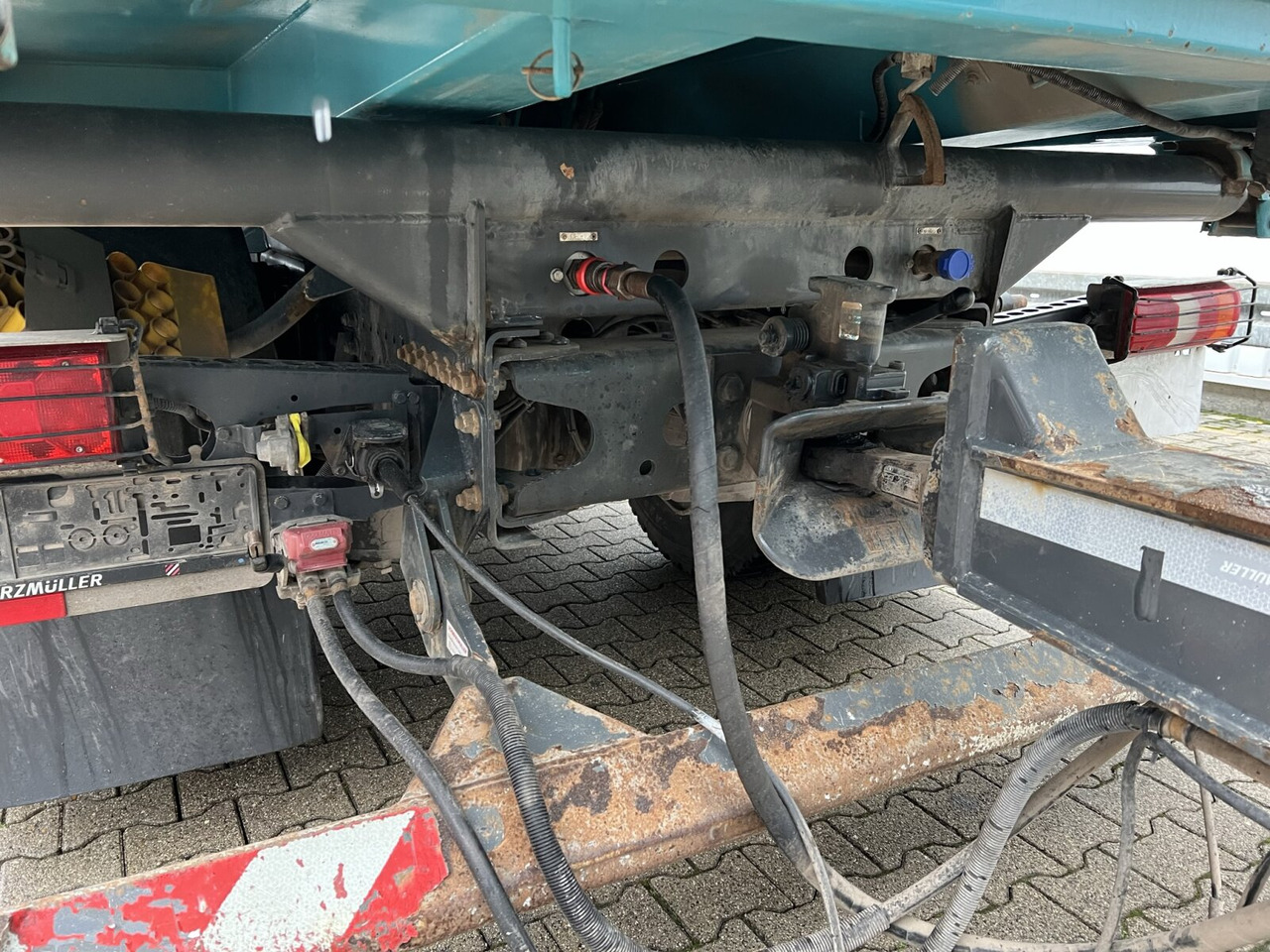 Mercedes-Benz Arocs 1846 LK 4x4 HAD Arocs 1846 LK 4x4 HAD, HydroDrive, Retarder, Alu-Bordwände, ca. 10m³ - Kippiauto kuorma-auto: kuva Mercedes-Benz Arocs 1846 LK 4x4 HAD Arocs 1846 LK 4x4 HAD, HydroDrive, Retarder, Alu-Bordwände, ca. 10m³ - Kippiauto kuorma-auto Mercedes-Benz Arocs 1846 LK 4x4 HAD Arocs 1846 LK 4x4 HAD, HydroDrive, Retarder, Alu-Bordwände, ca. 10m³ - Kippiauto kuorma-auto: kuva Mercedes-Benz Arocs 1846 LK 4x4 HAD Arocs 1846 LK 4x4 HAD, HydroDrive, Retarder, Alu-Bordwände, ca. 10m³ - Kippiauto kuorma-auto