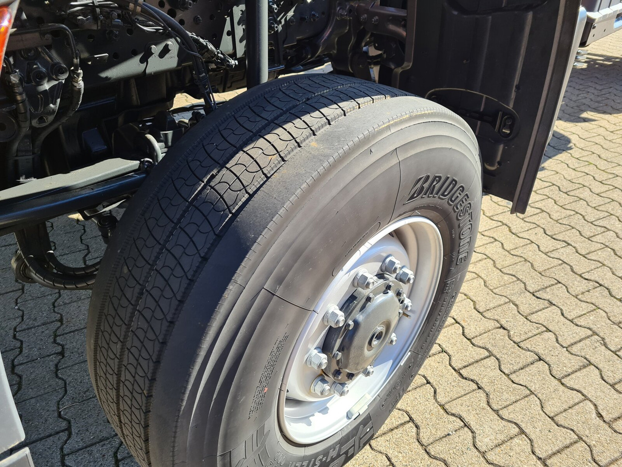 Mercedes-Benz Arocs 2033 A 4x4 Arocs 2033 A 4x4, Grounder, Motorabtrieb - Kuorma-auto alusta: kuva Mercedes-Benz Arocs 2033 A 4x4 Arocs 2033 A 4x4, Grounder, Motorabtrieb - Kuorma-auto alusta Mercedes-Benz Arocs 2033 A 4x4 Arocs 2033 A 4x4, Grounder, Motorabtrieb - Kuorma-auto alusta: kuva Mercedes-Benz Arocs 2033 A 4x4 Arocs 2033 A 4x4, Grounder, Motorabtrieb - Kuorma-auto alusta