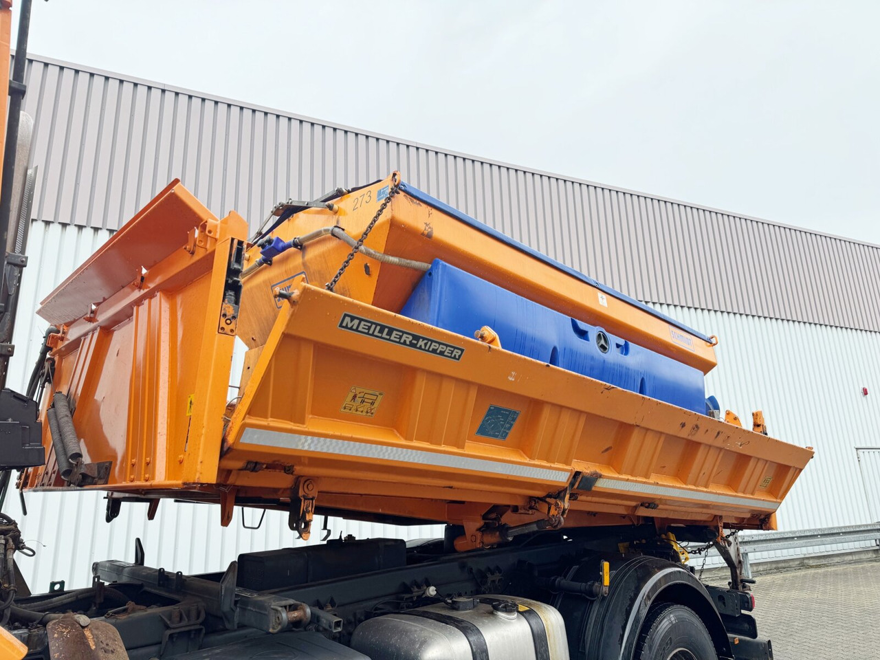 Mercedes-Benz Arocs 2036 AK 4x4 Arocs 2036 AK 4x4, Grounder, Motorabtrieb, Bordmatik, Winterdienstausstattung - Kippiauto kuorma-auto: kuva Mercedes-Benz Arocs 2036 AK 4x4 Arocs 2036 AK 4x4, Grounder, Motorabtrieb, Bordmatik, Winterdienstausstattung - Kippiauto kuorma-auto Mercedes-Benz Arocs 2036 AK 4x4 Arocs 2036 AK 4x4, Grounder, Motorabtrieb, Bordmatik, Winterdienstausstattung - Kippiauto kuorma-auto: kuva Mercedes-Benz Arocs 2036 AK 4x4 Arocs 2036 AK 4x4, Grounder, Motorabtrieb, Bordmatik, Winterdienstausstattung - Kippiauto kuorma-auto