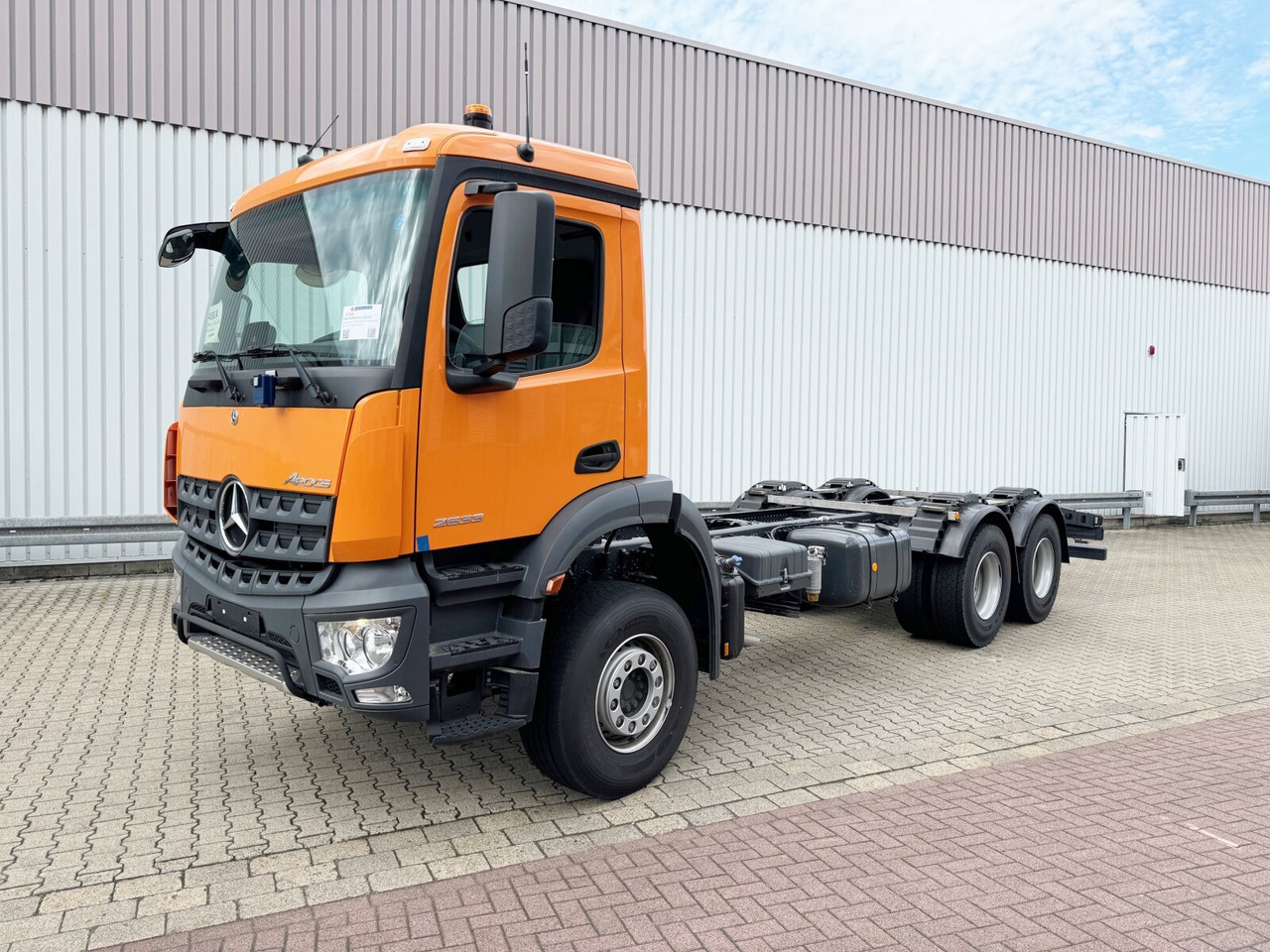 Mercedes-Benz Arocs 2633 6x4 Arocs 2633 6x4, 2x Nebenantrieb - Kuorma-auto alusta: kuva Mercedes-Benz Arocs 2633 6x4 Arocs 2633 6x4, 2x Nebenantrieb - Kuorma-auto alusta Mercedes-Benz Arocs 2633 6x4 Arocs 2633 6x4, 2x Nebenantrieb - Kuorma-auto alusta: kuva Mercedes-Benz Arocs 2633 6x4 Arocs 2633 6x4, 2x Nebenantrieb - Kuorma-auto alusta