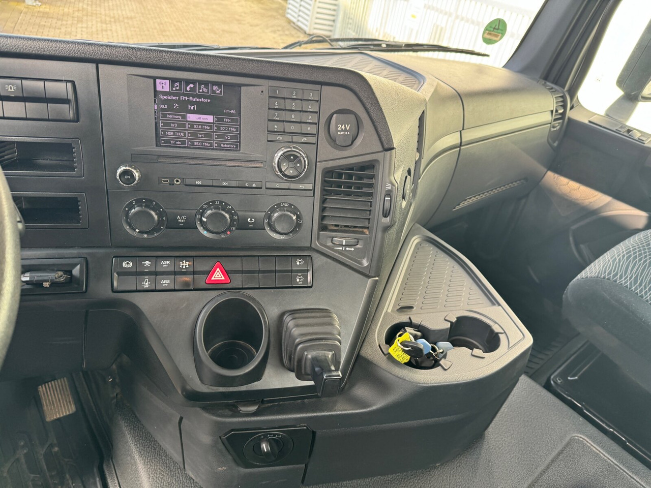 Mercedes-Benz Arocs 2642 K 6x4 Arocs 2642 K 6x4 - Kippiauto kuorma-auto: kuva Mercedes-Benz Arocs 2642 K 6x4 Arocs 2642 K 6x4 - Kippiauto kuorma-auto Mercedes-Benz Arocs 2642 K 6x4 Arocs 2642 K 6x4 - Kippiauto kuorma-auto: kuva Mercedes-Benz Arocs 2642 K 6x4 Arocs 2642 K 6x4 - Kippiauto kuorma-auto
