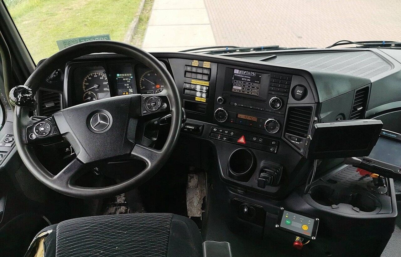 Mercedes-Benz Arocs 2642 K 6x4 Arocs 2642 K 6x4, Retarder, Motorabtrieb - Koukkulava kuorma-auto: kuva Mercedes-Benz Arocs 2642 K 6x4 Arocs 2642 K 6x4, Retarder, Motorabtrieb - Koukkulava kuorma-auto Mercedes-Benz Arocs 2642 K 6x4 Arocs 2642 K 6x4, Retarder, Motorabtrieb - Koukkulava kuorma-auto: kuva Mercedes-Benz Arocs 2642 K 6x4 Arocs 2642 K 6x4, Retarder, Motorabtrieb - Koukkulava kuorma-auto