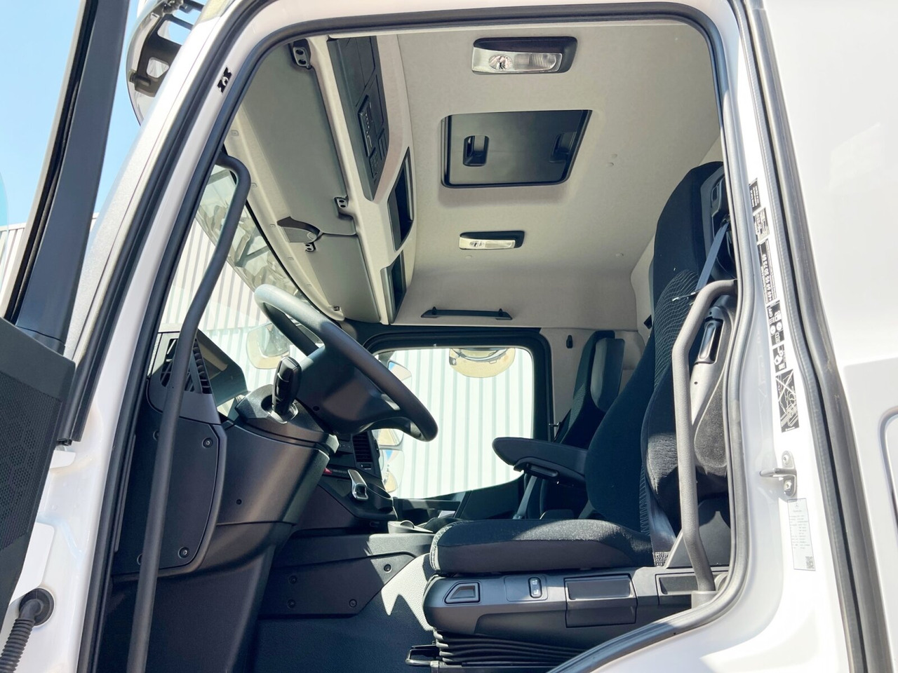 Mercedes-Benz Arocs 3240 8x4 Arocs 3240 8x4 - Kuorma-auto alusta: kuva Mercedes-Benz Arocs 3240 8x4 Arocs 3240 8x4 - Kuorma-auto alusta Mercedes-Benz Arocs 3240 8x4 Arocs 3240 8x4 - Kuorma-auto alusta: kuva Mercedes-Benz Arocs 3240 8x4 Arocs 3240 8x4 - Kuorma-auto alusta