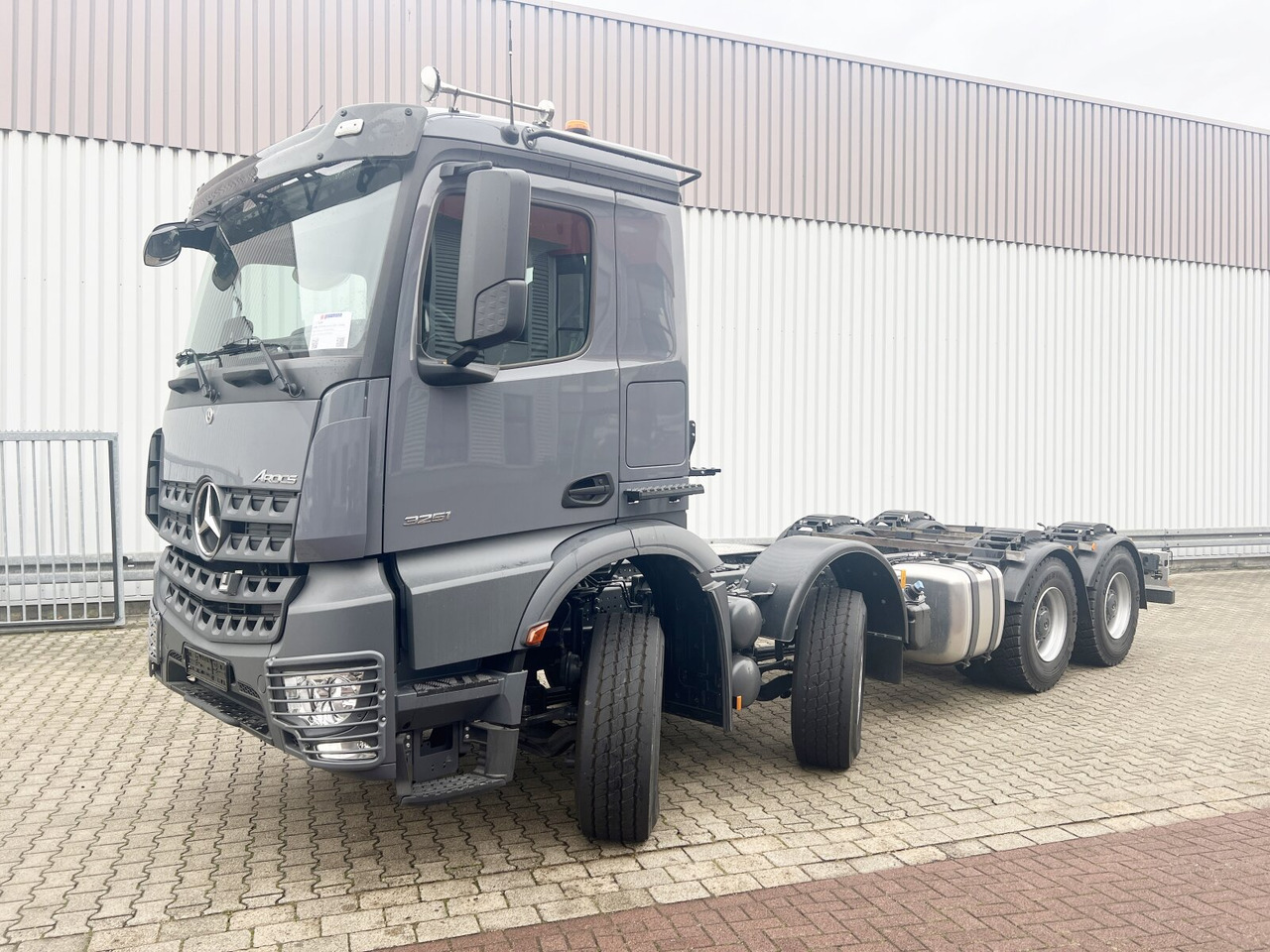 Mercedes-Benz Arocs 3251 L 8x4/4 Arocs 3251 L 8x4/4, mit Motorabtrieb C plus NA - Kuorma-auto alusta: kuva Mercedes-Benz Arocs 3251 L 8x4/4 Arocs 3251 L 8x4/4, mit Motorabtrieb C plus NA - Kuorma-auto alusta Mercedes-Benz Arocs 3251 L 8x4/4 Arocs 3251 L 8x4/4, mit Motorabtrieb C plus NA - Kuorma-auto alusta: kuva Mercedes-Benz Arocs 3251 L 8x4/4 Arocs 3251 L 8x4/4, mit Motorabtrieb C plus NA - Kuorma-auto alusta