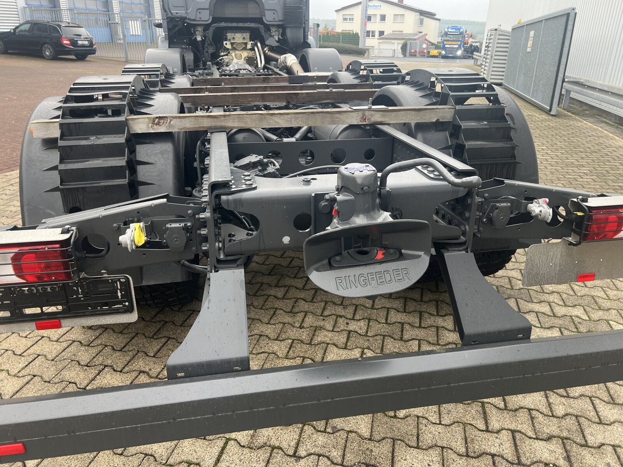 Mercedes-Benz Arocs 3251 L 8x4/4 Arocs 3251 L 8x4/4, mit Motorabtrieb C plus NA - Kuorma-auto alusta: kuva Mercedes-Benz Arocs 3251 L 8x4/4 Arocs 3251 L 8x4/4, mit Motorabtrieb C plus NA - Kuorma-auto alusta Mercedes-Benz Arocs 3251 L 8x4/4 Arocs 3251 L 8x4/4, mit Motorabtrieb C plus NA - Kuorma-auto alusta: kuva Mercedes-Benz Arocs 3251 L 8x4/4 Arocs 3251 L 8x4/4, mit Motorabtrieb C plus NA - Kuorma-auto alusta