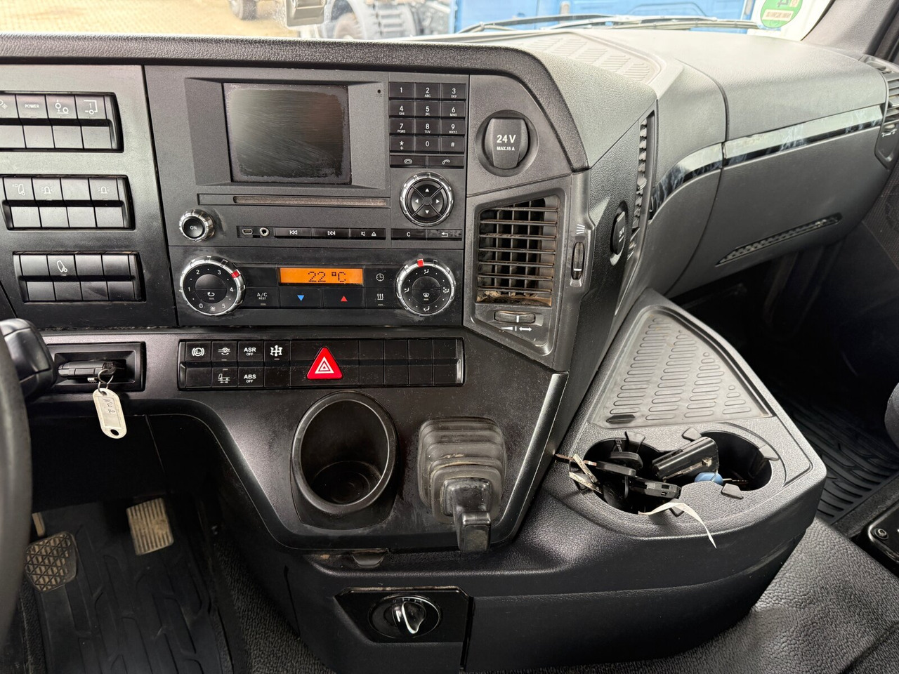 Mercedes-Benz Arocs 3363 K 6x4 Arocs 3363 K 6x4, Grounder, Turbo-Retarder-Kupplung, Bordmatik - Kippiauto kuorma-auto: kuva Mercedes-Benz Arocs 3363 K 6x4 Arocs 3363 K 6x4, Grounder, Turbo-Retarder-Kupplung, Bordmatik - Kippiauto kuorma-auto Mercedes-Benz Arocs 3363 K 6x4 Arocs 3363 K 6x4, Grounder, Turbo-Retarder-Kupplung, Bordmatik - Kippiauto kuorma-auto: kuva Mercedes-Benz Arocs 3363 K 6x4 Arocs 3363 K 6x4, Grounder, Turbo-Retarder-Kupplung, Bordmatik - Kippiauto kuorma-auto