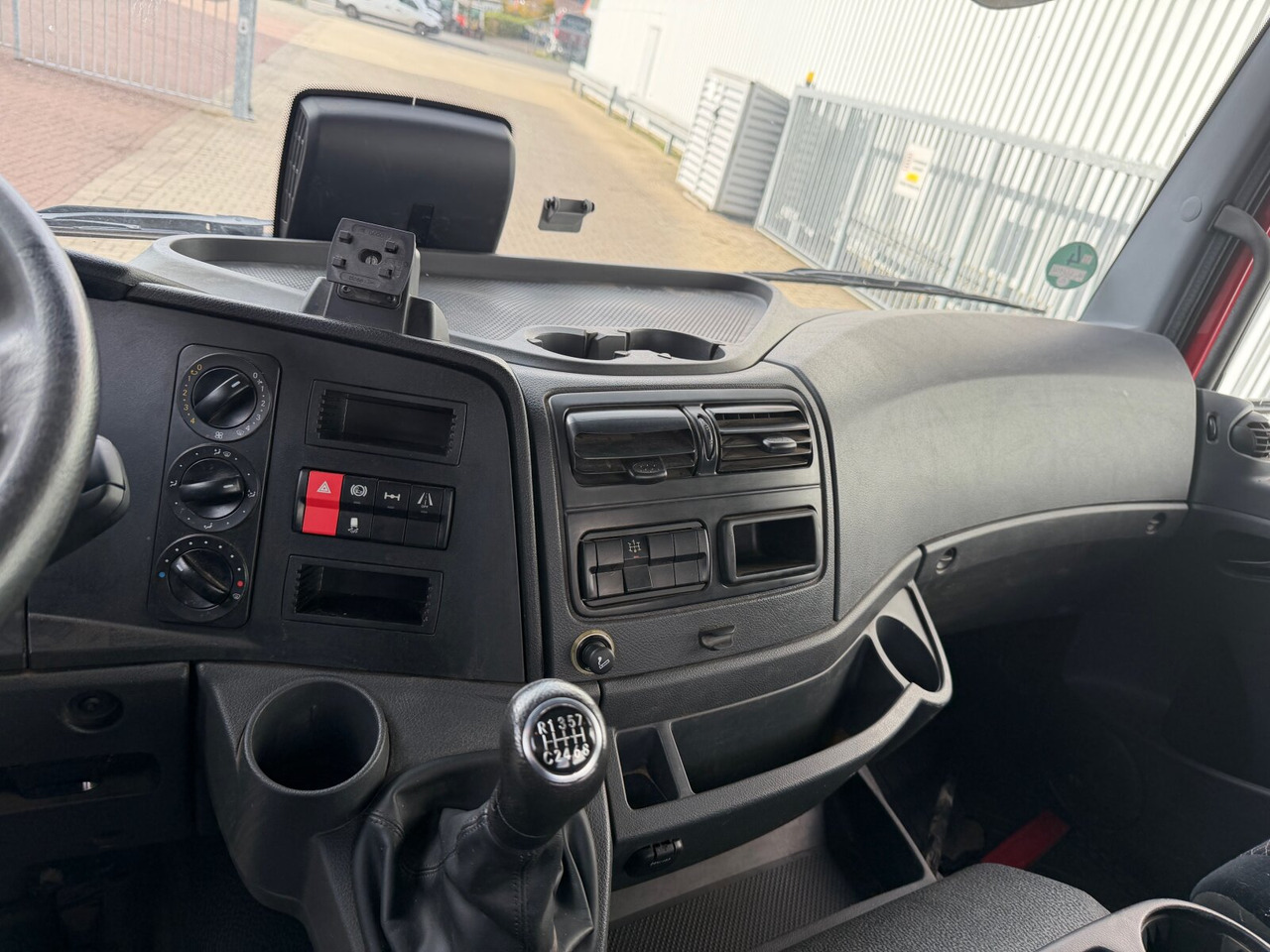 Mercedes-Benz Atego 1530 K 4x2 Atego 1530 K 4x2, 2x AHK - Kippiauto kuorma-auto: kuva Mercedes-Benz Atego 1530 K 4x2 Atego 1530 K 4x2, 2x AHK - Kippiauto kuorma-auto Mercedes-Benz Atego 1530 K 4x2 Atego 1530 K 4x2, 2x AHK - Kippiauto kuorma-auto: kuva Mercedes-Benz Atego 1530 K 4x2 Atego 1530 K 4x2, 2x AHK - Kippiauto kuorma-auto