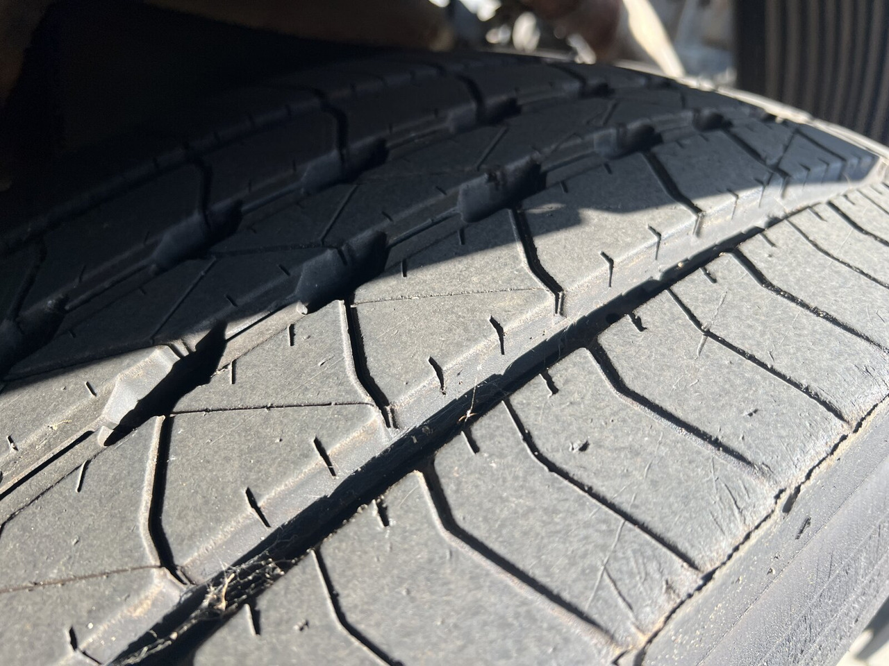 Mercedes-Benz Atego 1828 L 4x2 Atego 1828 L 4x2,Rechtslenker, Winterdienstplatte - Kuorma-auto alusta: kuva Mercedes-Benz Atego 1828 L 4x2 Atego 1828 L 4x2,Rechtslenker, Winterdienstplatte - Kuorma-auto alusta Mercedes-Benz Atego 1828 L 4x2 Atego 1828 L 4x2,Rechtslenker, Winterdienstplatte - Kuorma-auto alusta: kuva Mercedes-Benz Atego 1828 L 4x2 Atego 1828 L 4x2,Rechtslenker, Winterdienstplatte - Kuorma-auto alusta