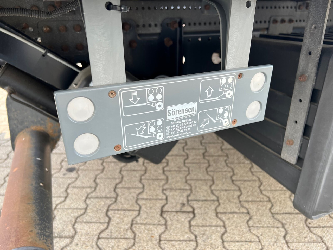 Mercedes-Benz Atego 818/23 L 4x2 Atego 818/23 L 4x2 mit Sörensen LBW - Pressukapelli kuorma-auto: kuva Mercedes-Benz Atego 818/23 L 4x2 Atego 818/23 L 4x2 mit Sörensen LBW - Pressukapelli kuorma-auto Mercedes-Benz Atego 818/23 L 4x2 Atego 818/23 L 4x2 mit Sörensen LBW - Pressukapelli kuorma-auto: kuva Mercedes-Benz Atego 818/23 L 4x2 Atego 818/23 L 4x2 mit Sörensen LBW - Pressukapelli kuorma-auto