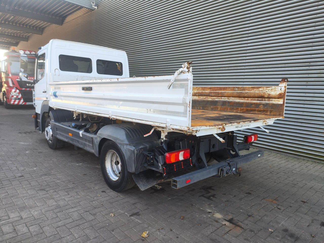 Mercedes-Benz Atego 818 K 4x2 Atego 818 K 4x2, Meiller-Kipper, - Kippiauto kuorma-auto: kuva Mercedes-Benz Atego 818 K 4x2 Atego 818 K 4x2, Meiller-Kipper, - Kippiauto kuorma-auto Mercedes-Benz Atego 818 K 4x2 Atego 818 K 4x2, Meiller-Kipper, - Kippiauto kuorma-auto: kuva Mercedes-Benz Atego 818 K 4x2 Atego 818 K 4x2, Meiller-Kipper, - Kippiauto kuorma-auto