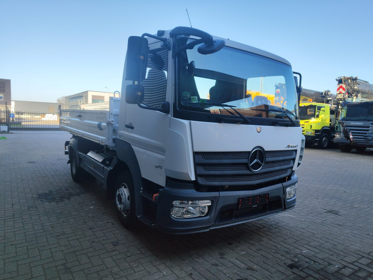 Mercedes-Benz Atego 818 K 4x2 Atego 818 K 4x2, Meiller-Kipper, - Kippiauto kuorma-auto: kuva Mercedes-Benz Atego 818 K 4x2 Atego 818 K 4x2, Meiller-Kipper, - Kippiauto kuorma-auto Mercedes-Benz Atego 818 K 4x2 Atego 818 K 4x2, Meiller-Kipper, - Kippiauto kuorma-auto: kuva Mercedes-Benz Atego 818 K 4x2 Atego 818 K 4x2, Meiller-Kipper, - Kippiauto kuorma-auto