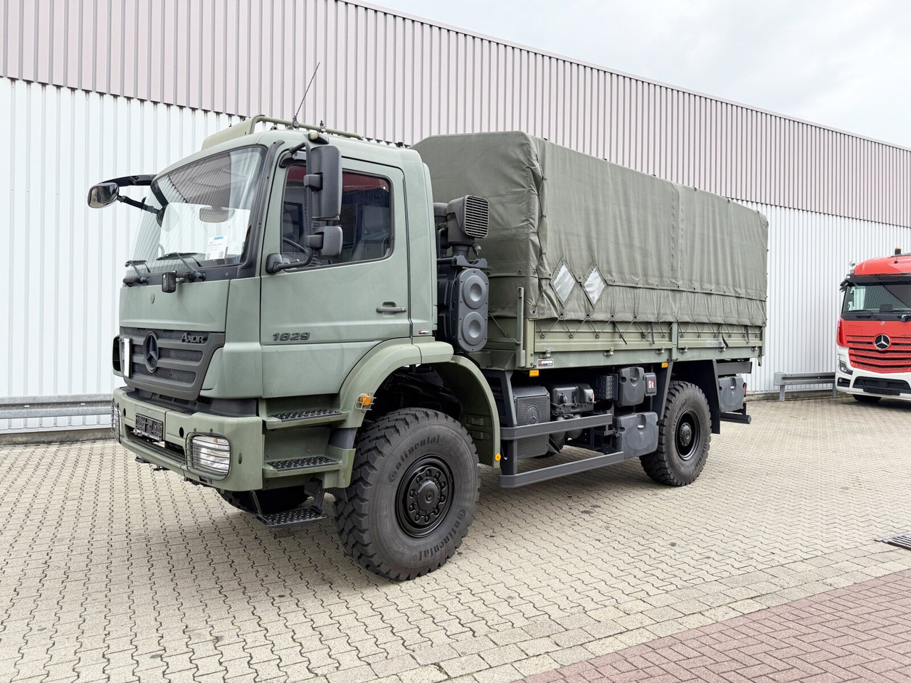 Mercedes-Benz Axor 1829 A 4x4 Axor 1829 A 4x4, Ex- - Lava-kuorma-auto: kuva Mercedes-Benz Axor 1829 A 4x4 Axor 1829 A 4x4, Ex- - Lava-kuorma-auto Mercedes-Benz Axor 1829 A 4x4 Axor 1829 A 4x4, Ex- - Lava-kuorma-auto: kuva Mercedes-Benz Axor 1829 A 4x4 Axor 1829 A 4x4, Ex- - Lava-kuorma-auto
