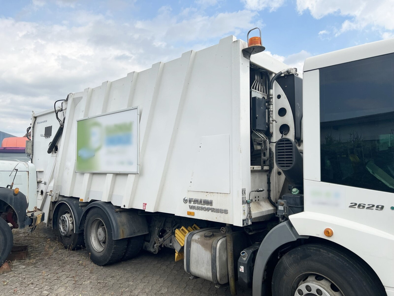 Mercedes-Benz Econic 2629 L/NLA 6x2/4, Ersatzteilspender! Econic 2629 L/NLA 6x2/4, EEV, Lenkachse, FAUN Variopress 522, Zöller-Schüttung, Ersatzteilspender! - Roska-auto: kuva Mercedes-Benz Econic 2629 L/NLA 6x2/4, Ersatzteilspender! Econic 2629 L/NLA 6x2/4, EEV, Lenkachse, FAUN Variopress 522, Zöller-Schüttung, Ersatzteilspender! - Roska-auto Mercedes-Benz Econic 2629 L/NLA 6x2/4, Ersatzteilspender! Econic 2629 L/NLA 6x2/4, EEV, Lenkachse, FAUN Variopress 522, Zöller-Schüttung, Ersatzteilspender! - Roska-auto: kuva Mercedes-Benz Econic 2629 L/NLA 6x2/4, Ersatzteilspender! Econic 2629 L/NLA 6x2/4, EEV, Lenkachse, FAUN Variopress 522, Zöller-Schüttung, Ersatzteilspender! - Roska-auto