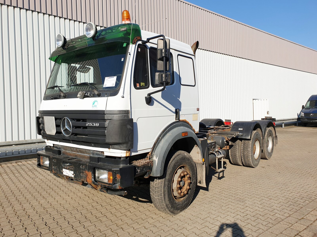 Mercedes-Benz SK II 25/2638 K 6x4 SK II 25/2638 K 6x4, V8, Retarder, 2x Nebenantrieb - Kuorma-auto alusta: kuva Mercedes-Benz SK II 25/2638 K 6x4 SK II 25/2638 K 6x4, V8, Retarder, 2x Nebenantrieb - Kuorma-auto alusta Mercedes-Benz SK II 25/2638 K 6x4 SK II 25/2638 K 6x4, V8, Retarder, 2x Nebenantrieb - Kuorma-auto alusta: kuva Mercedes-Benz SK II 25/2638 K 6x4 SK II 25/2638 K 6x4, V8, Retarder, 2x Nebenantrieb - Kuorma-auto alusta